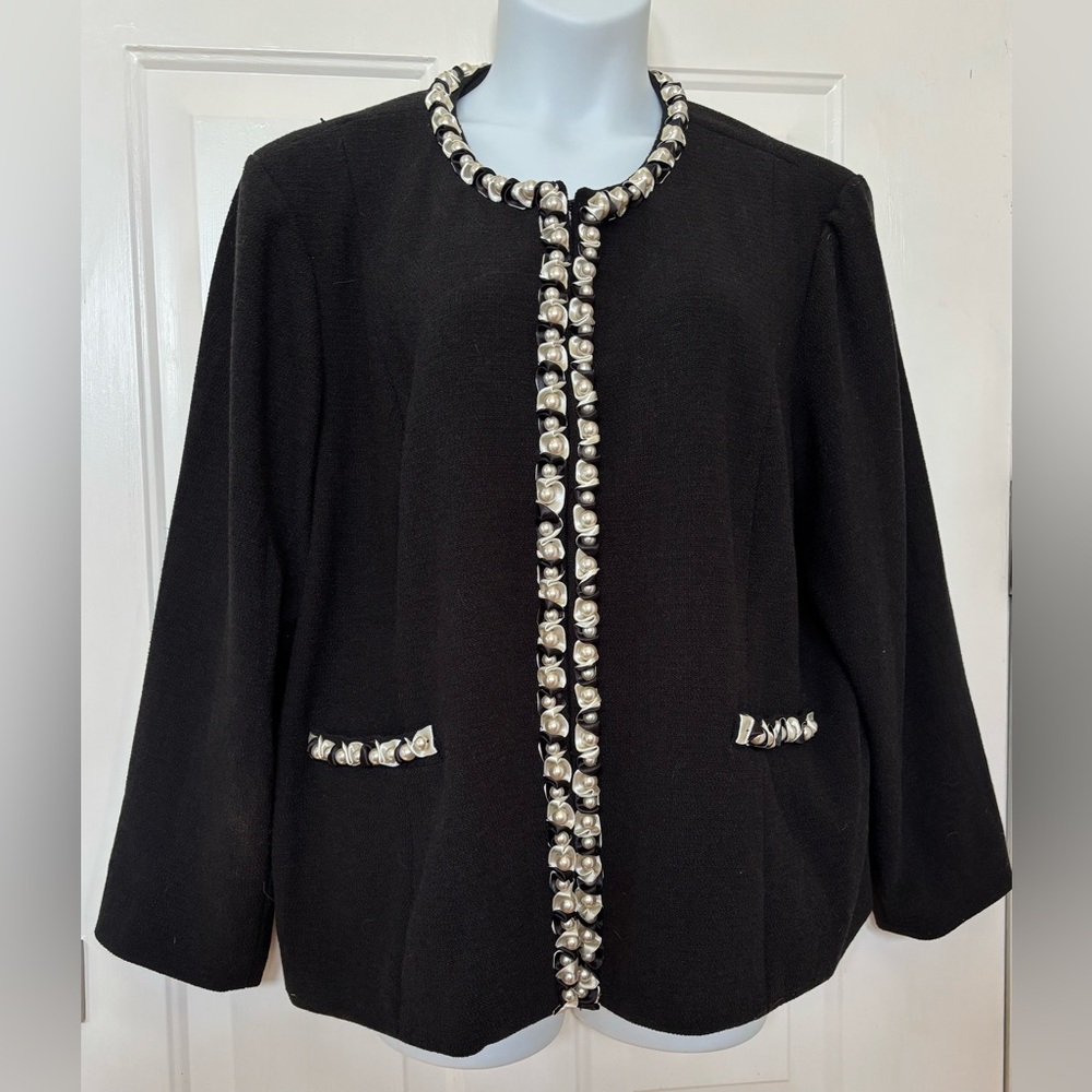 Vintage Linea by Louis Dell'Olio Black Blazer with Silver and Faux Pearl Accents